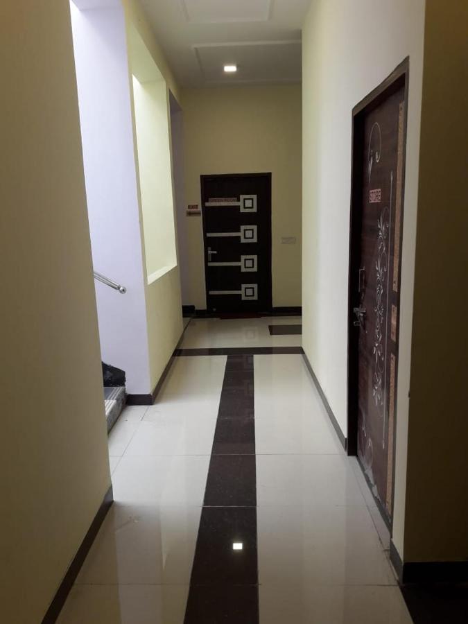 Aparthotel Yog Bhawan Greater Noida Esterno foto