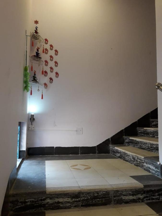 Aparthotel Yog Bhawan Greater Noida Esterno foto