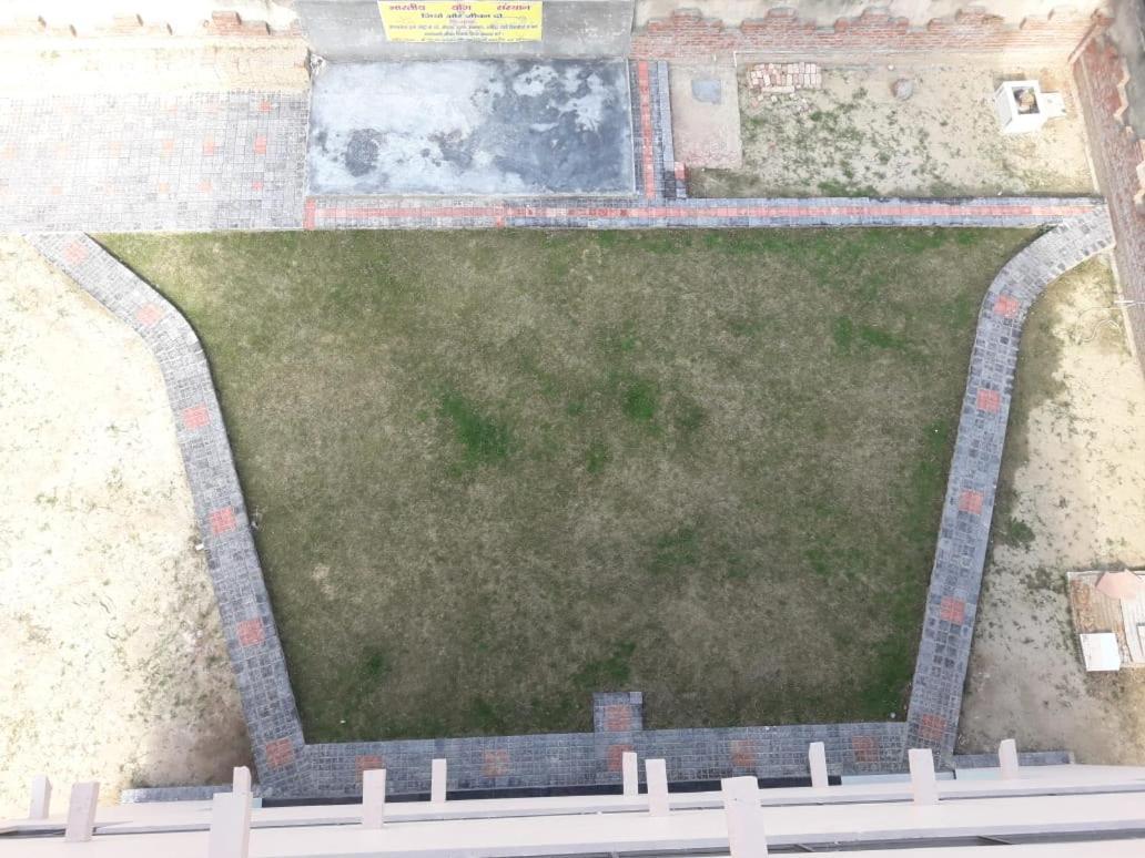 Aparthotel Yog Bhawan Greater Noida Esterno foto