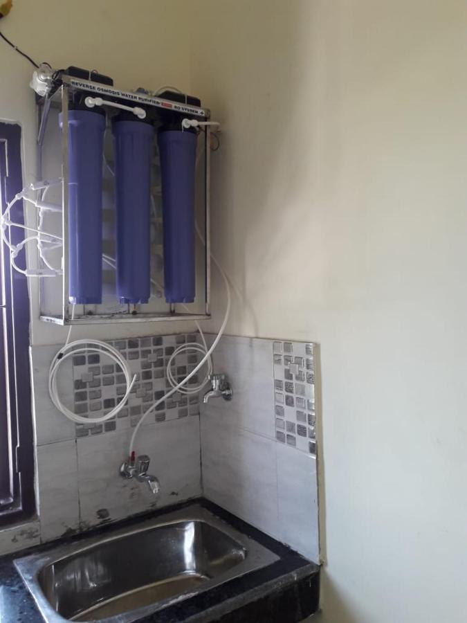 Aparthotel Yog Bhawan Greater Noida Esterno foto